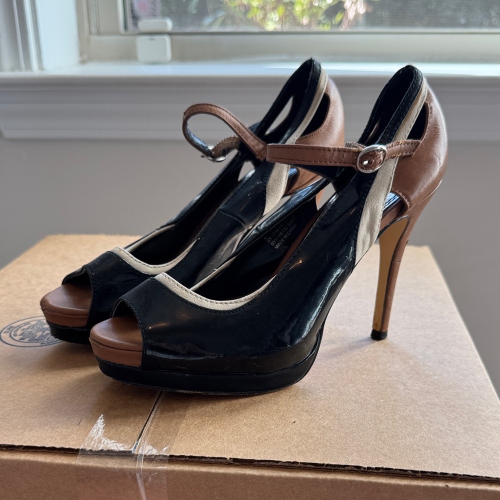 White House Black Market Black and Brown Heels